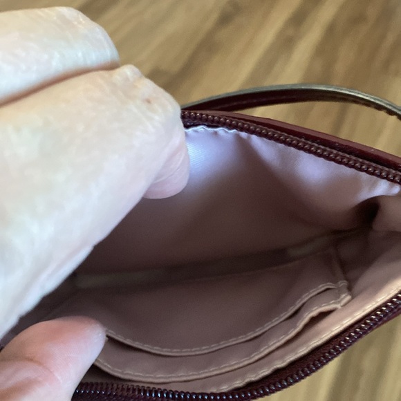 Coach Red Sequins Wrislet/Wallet - pre owned - Picture 9 of 13